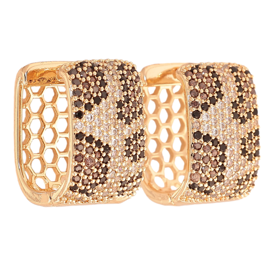 Сережки Нержавіюча сталь колечка "Зміїний візерунок кристалами" фото №1 Сережки Нержавіюча сталь колечка "Зміїний візерунок кристалами" фото №1