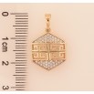 Кулон Xuping цвет Позолота 18K "Резной меандровый орнамент с инкрустацией кристаллами" для цепочки до 5мм фото №4 Кулон Xuping цвет Позолота 18K "Резной меандровый орнамент с инкрустацией кристаллами" для цепочки до 5мм фото №4