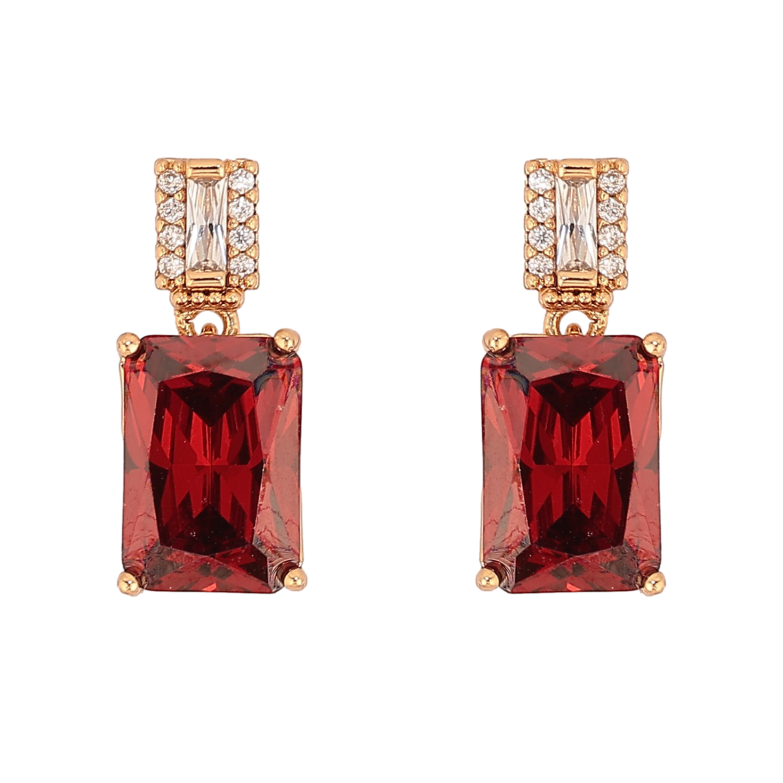 Серьги Xuping цвет Позолота 18К пусеты "Узор с красными кристаллами" фото №1 Серьги Xuping цвет Позолота 18К пусеты "Узор с красными кристаллами" фото №1