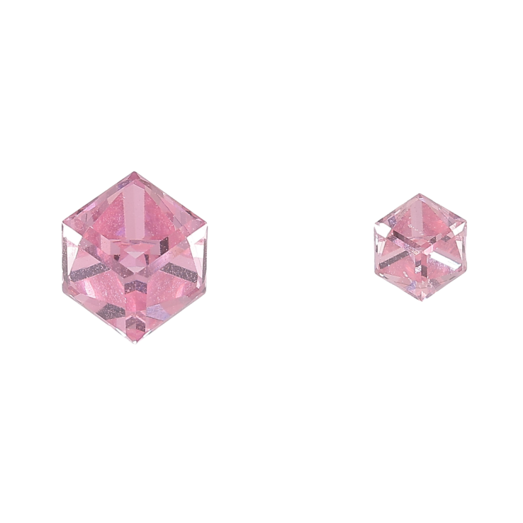 Серьги Xuping цвет Родий с кристаллами Swarovski пусеты "Ассиметричные кристальные кубики Rose" 6х6мм и 4х4мм фото №14 Серьги Xuping цвет Родий с кристаллами Swarovski пусеты "Ассиметричные кристальные кубики Rose" 6х6мм и 4х4мм фото №14
