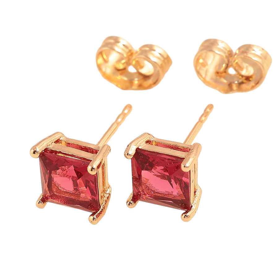 Серьги Xuping M&L цвет 18K пусеты "Малиновые кристаллы" 6х6мм фото №1 Серьги Xuping M&L цвет 18K пусеты "Малиновые кристаллы" 6х6мм фото №1