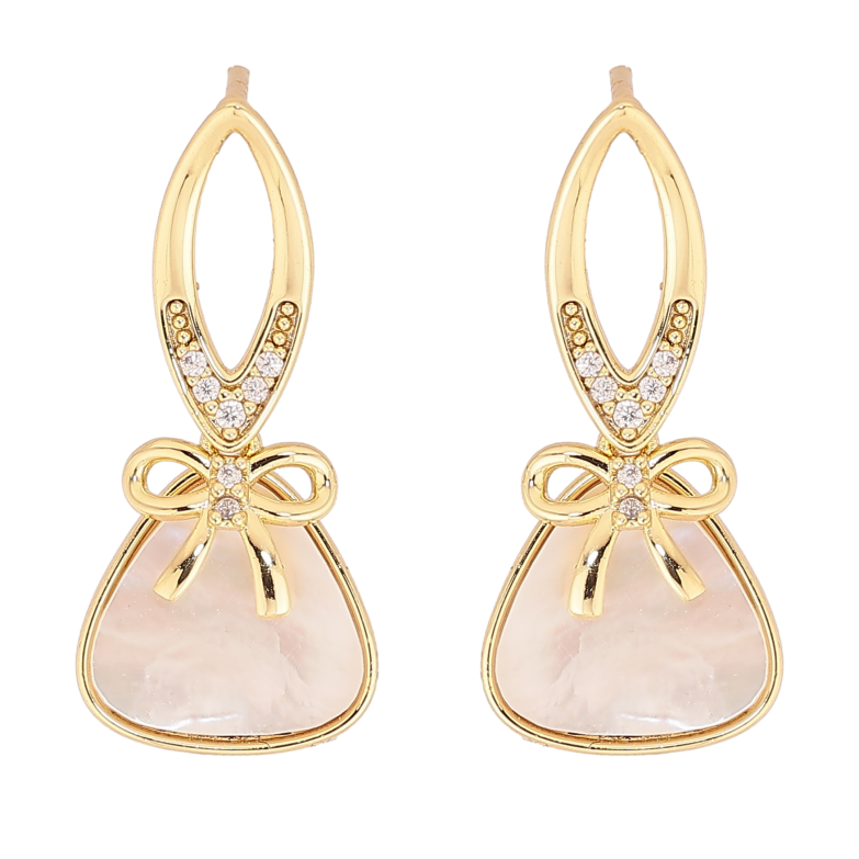 Серьги Xuping QQMM цвет Позолота 14K пусеты "Треугольники с перламутром и бантами" фото №1 Серьги Xuping QQMM цвет Позолота 14K пусеты "Треугольники с перламутром и бантами" фото №1