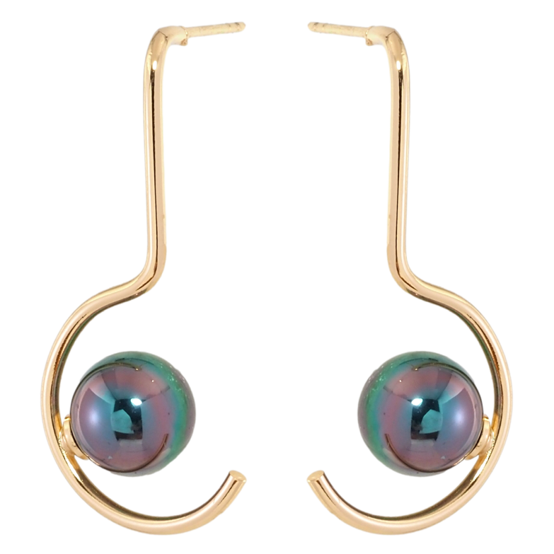 Серьги Xuping Позолота 18K пусеты Изогнутые дуги с черными жемчужинами фото №1 Серьги Xuping Позолота 18K пусеты Изогнутые дуги с черными жемчужинами фото №1