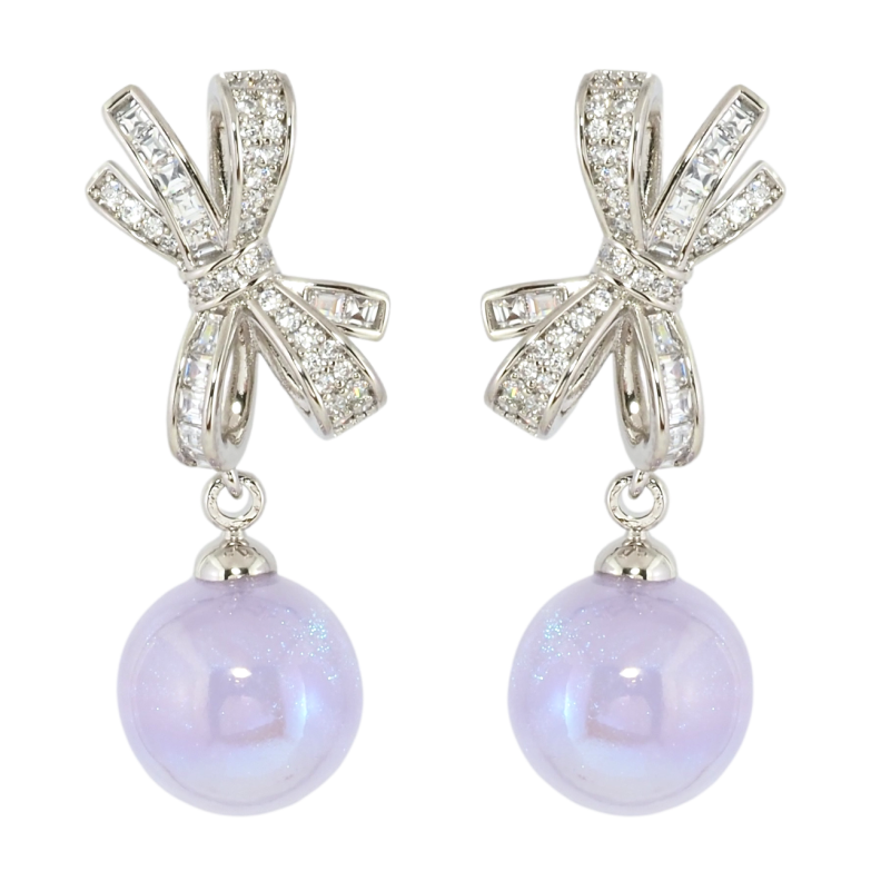 Серьги Xuping Родий пусеты Банты с сиреневыми шариками фото №1 Серьги Xuping Родий пусеты Банты с сиреневыми шариками фото №1