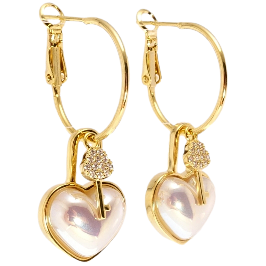 Сережки Xuping JEAN GOUJON Позолота 14K колечки (конго) з підвісками Перламутрові серця з ключиками ø 2см фото №1 Сережки Xuping JEAN GOUJON Позолота 14K колечки (конго) з підвісками Перламутрові серця з ключиками ø 2см фото №1