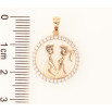 Кулон Xuping Позолота 18K «Закохана пара в колечку цирконію» для ланцюжка до 5мм фото №2 Кулон Xuping Позолота 18K «Закохана пара в колечку цирконію» для ланцюжка до 5мм фото №2