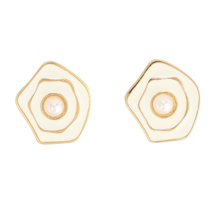 Сережки Xuping TTM Stainless Steel колір 14К пусети «Декоративний візерунок з білою емаллю і перловими вставками» фото №8 Сережки Xuping TTM Stainless Steel колір 14К пусети «Декоративний візерунок з білою емаллю і перловими вставками» фото №8