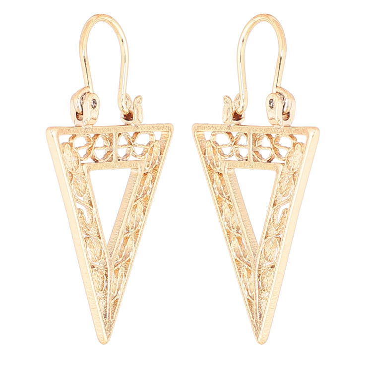 Сережки Xuping Позолота 18K замок-скоба «Трикутники з різьбленим візерунком фото №9 Сережки Xuping Позолота 18K замок-скоба «Трикутники з різьбленим візерунком фото №9