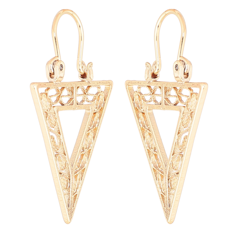 Серьги Xuping Позолота 18K замок-скоба Треугольники с резным узором фото №1 Серьги Xuping Позолота 18K замок-скоба Треугольники с резным узором фото №1