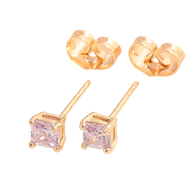 Серьги Xuping M&L Цвет 18K пусеты Сиреневые кристаллы в 4-х крапановой оправе 4х4мм фото №1 Серьги Xuping M&L Цвет 18K пусеты Сиреневые кристаллы в 4-х крапановой оправе 4х4мм фото №1