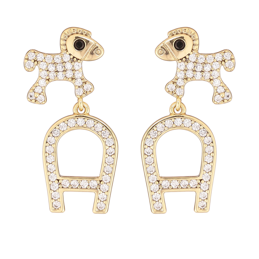 Серьги Xuping цвет Позолота 14K пусеты Лошадки с буквой А фото №1