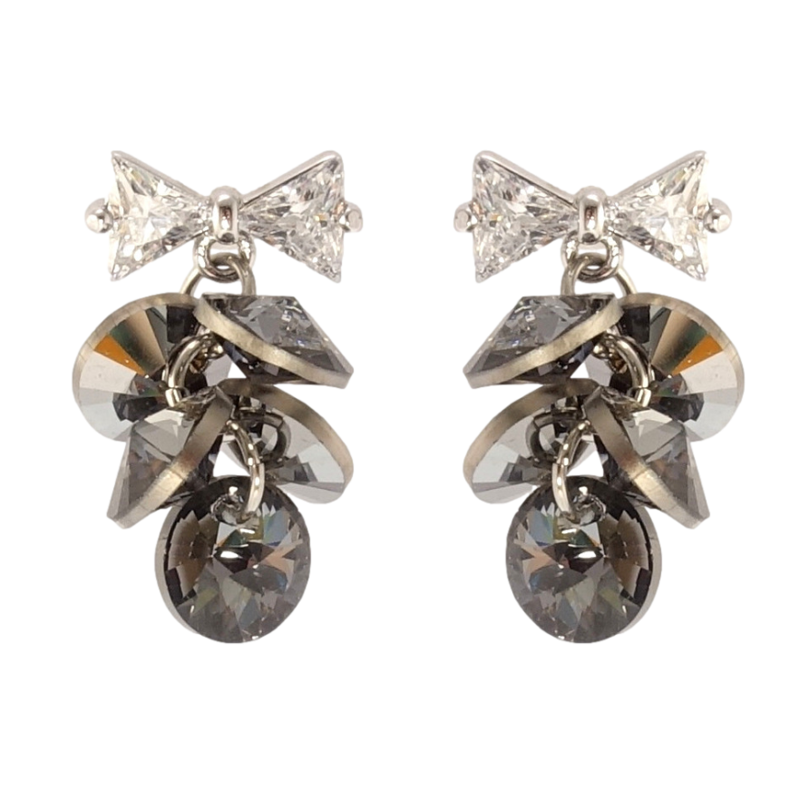 Серьги Xuping цвет Родий с кристаллами Swarovski пусеты Бантики с кристальными гроздьями Graphite фото №1 Серьги Xuping цвет Родий с кристаллами Swarovski пусеты Бантики с кристальными гроздьями Graphite фото №1