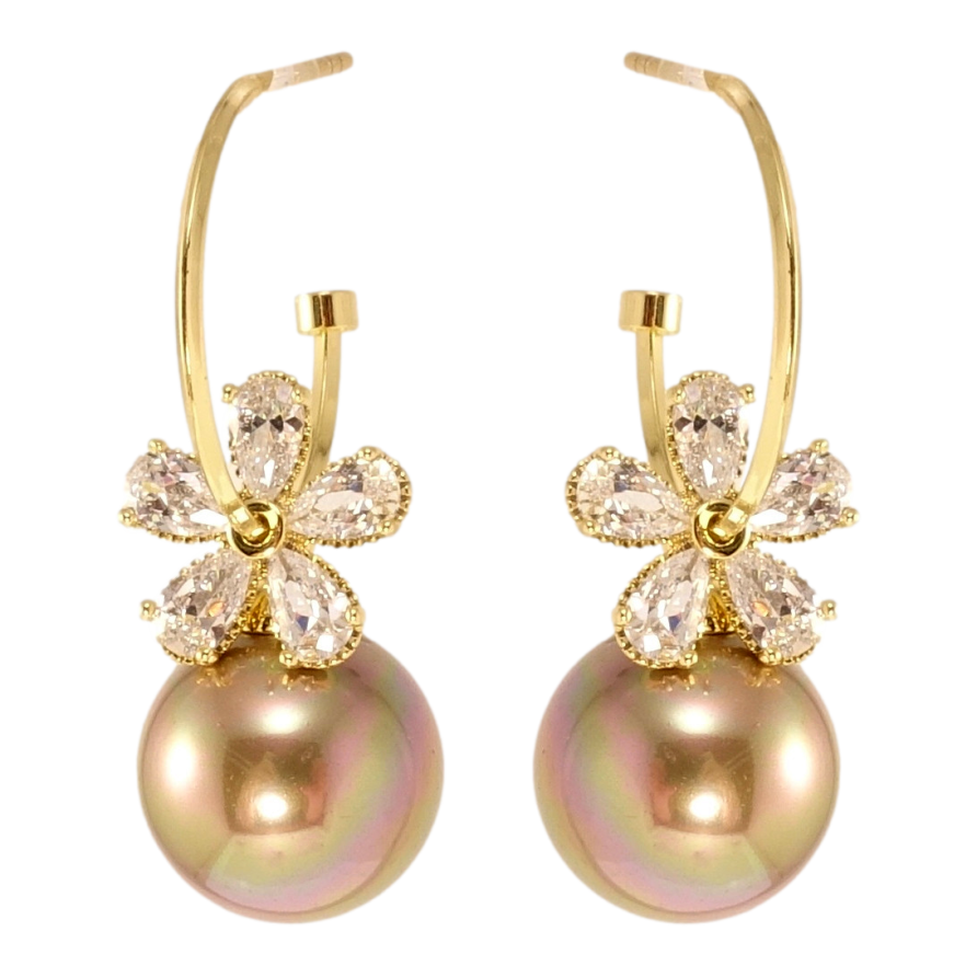 Сережки Xuping QQMM Позолота 14K пусети Дуги з кристальними квіточками та перлинами капучіно фото №1 Сережки Xuping QQMM Позолота 14K пусети Дуги з кристальними квіточками та перлинами капучіно фото №1