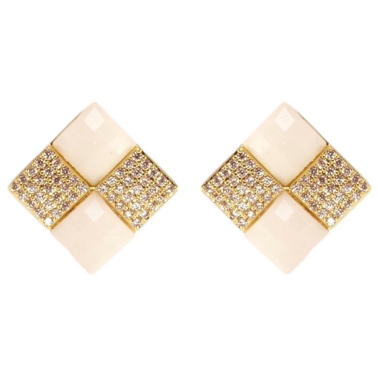 Сережки Xuping QQMM Позолота 14K пусети Ромби з білими кристалами 12х12мм фото №19 Сережки Xuping QQMM Позолота 14K пусети Ромби з білими кристалами 12х12мм фото №19