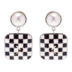 Сережки Xuping QQMM колір Родій пусети "Підвіски шаховий візерунок емаллю" фото №2