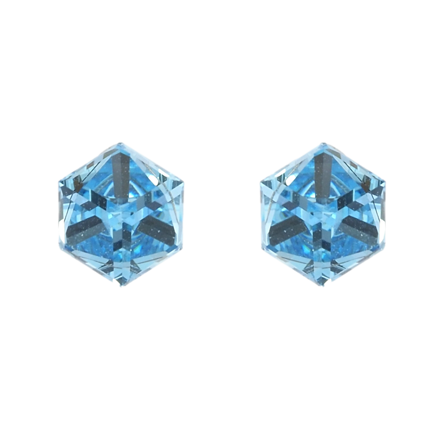 Сережки Xuping колір Родій з кристалами Swarovski пусети Кристальні кубики Aquamarine 6х6мм фото №1 Сережки Xuping колір Родій з кристалами Swarovski пусети Кристальні кубики Aquamarine 6х6мм фото №1