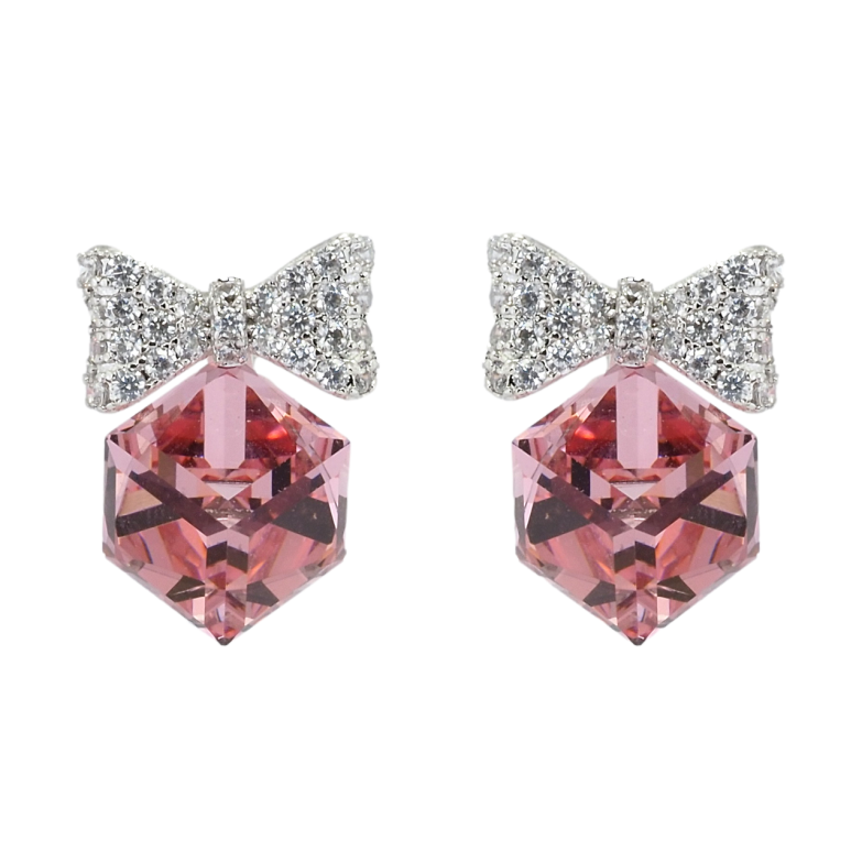 Сережки Xuping колір Родій з кристалами Swarovski пусети Кристальні кубики Rose з бантами фото №1 Сережки Xuping колір Родій з кристалами Swarovski пусети Кристальні кубики Rose з бантами фото №1