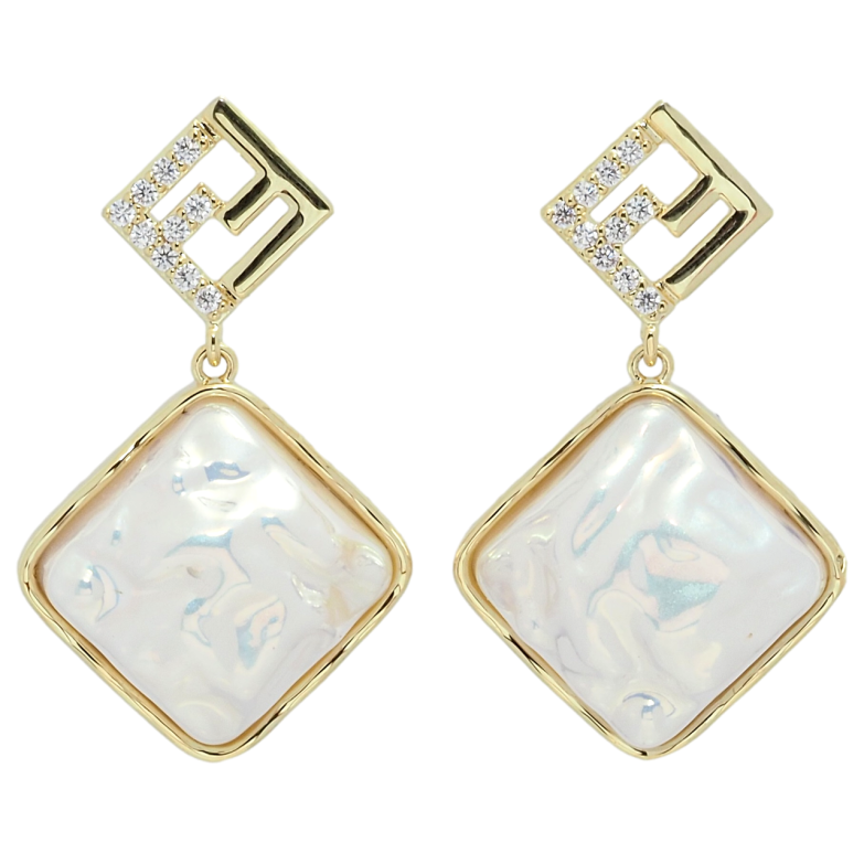 Серьги Xuping QQMM Позолота 14K пусеты Перламутровые ромбы узор на одну сторону фото №1 Серьги Xuping QQMM Позолота 14K пусеты Перламутровые ромбы узор на одну сторону фото №1